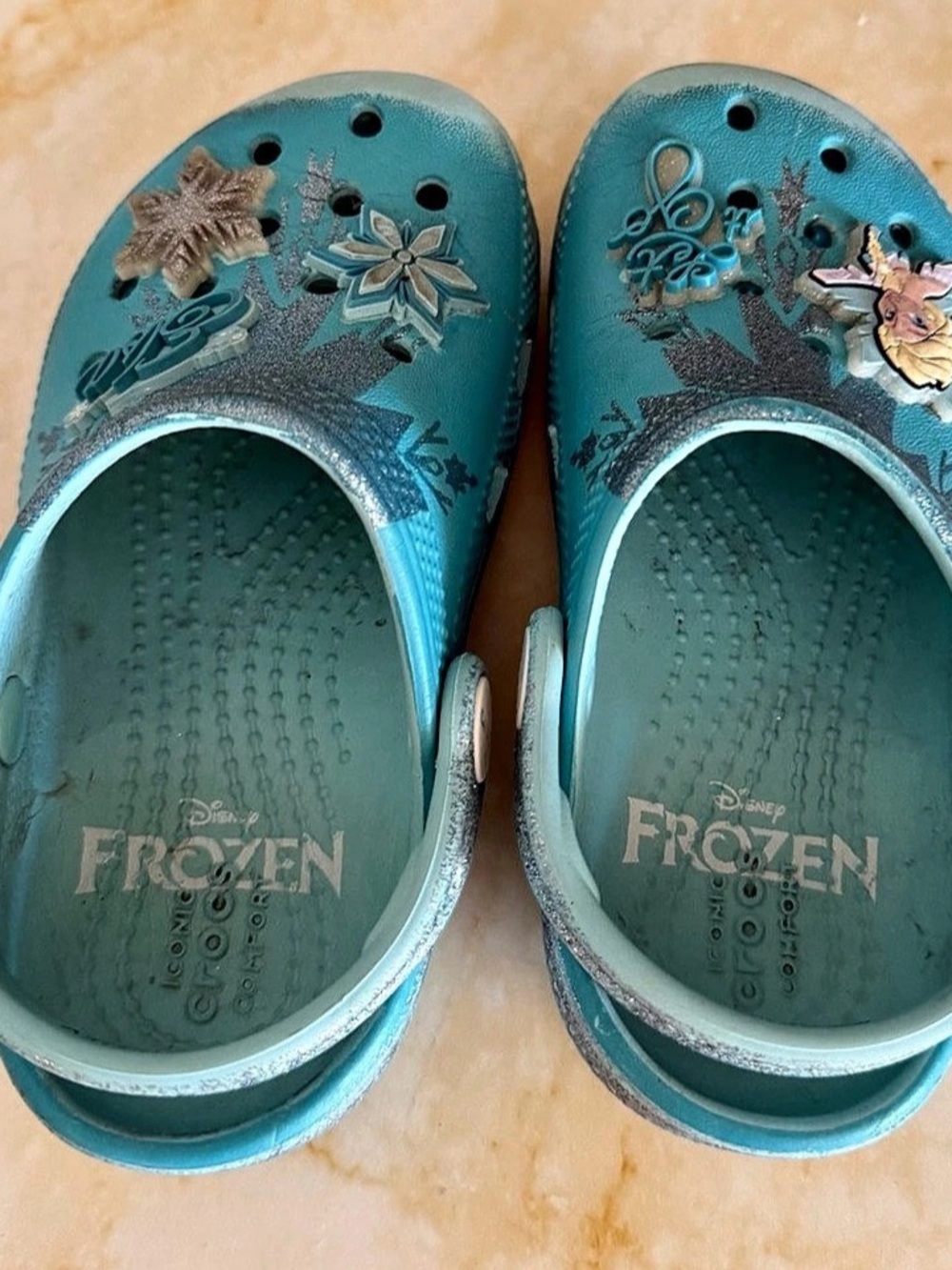 Crocs Frozen Clogs Blue Girls US 6